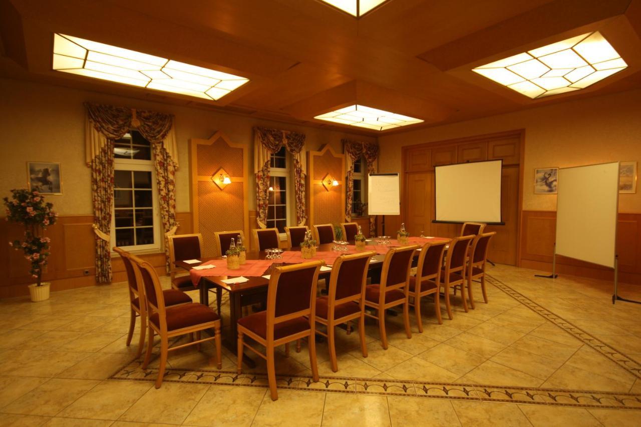 נורדהאוזן Landgasthof Zur Goldenen Aue מראה חיצוני תמונה